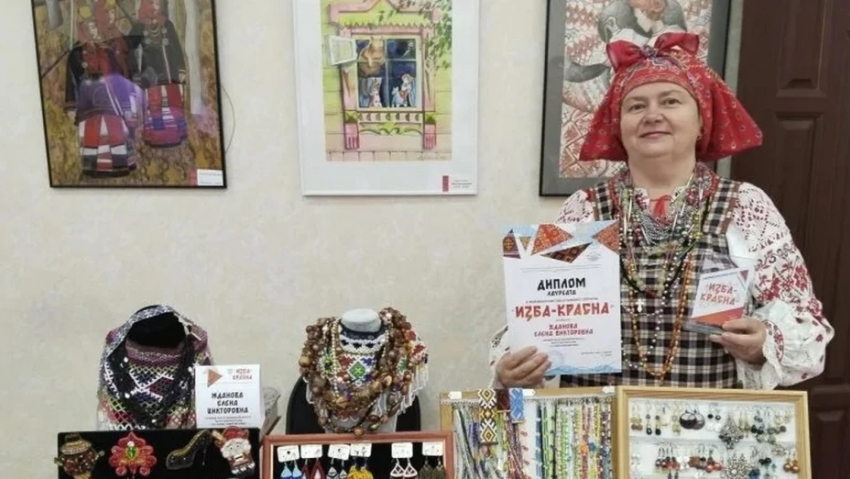 Панинская мастерица стала лауреатом межрайонного фестиваля «Изба-красна»