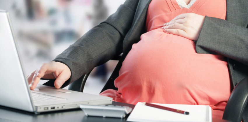 Беременных жительниц Воронежской области отправили на удалёнку