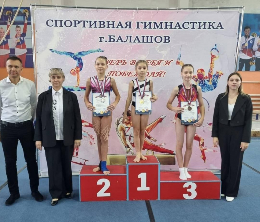 Бобровские спортсмены приняли участие в соревнованиях по спортивной гимнастике