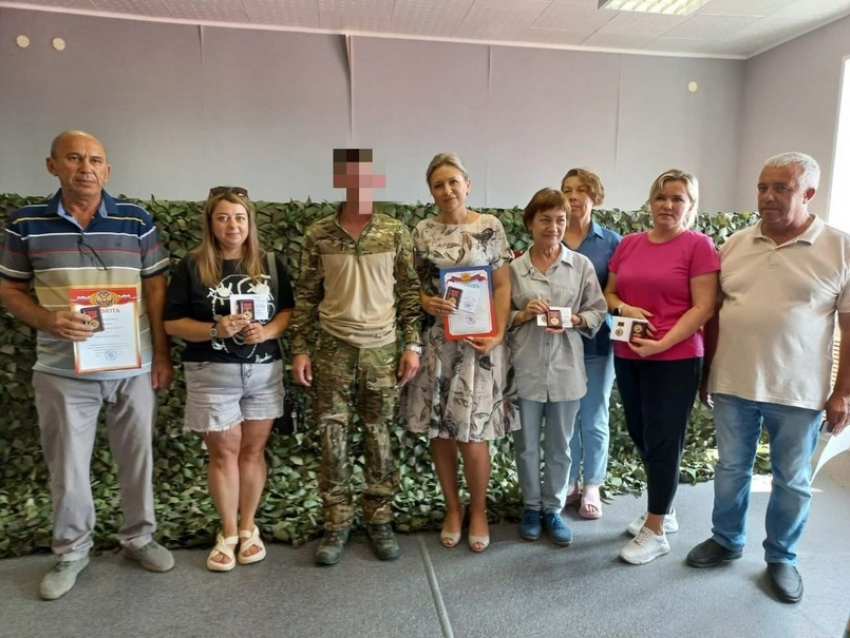 Панинских волонтёров поблагодарили за помощь военнослужащим
