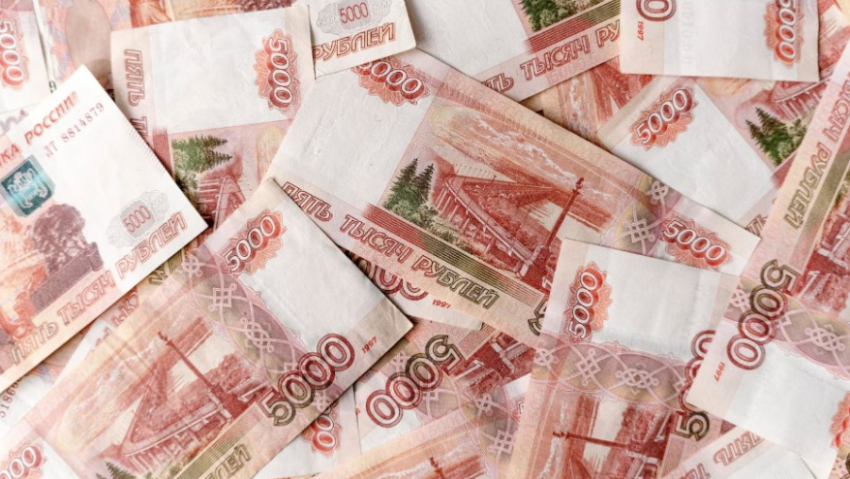 В Госдуму внесли законопроект об обязательной 13 зарплате бюджетникам