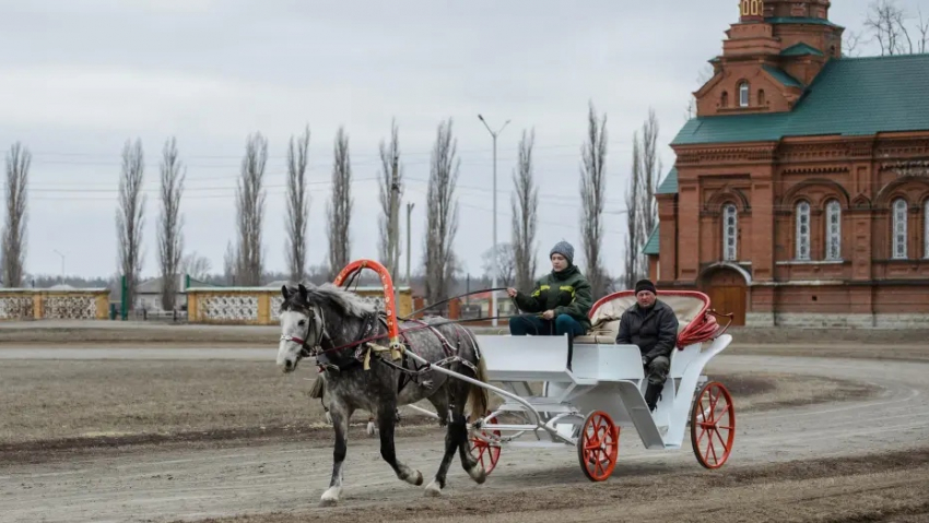 В Бобровском районе отремонтируют старинное здание