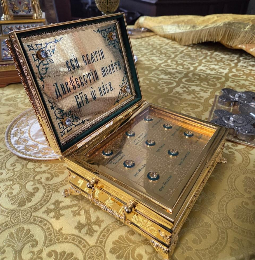 Жителей Панинского района приглашают поклониться мощам Дивеевских святых