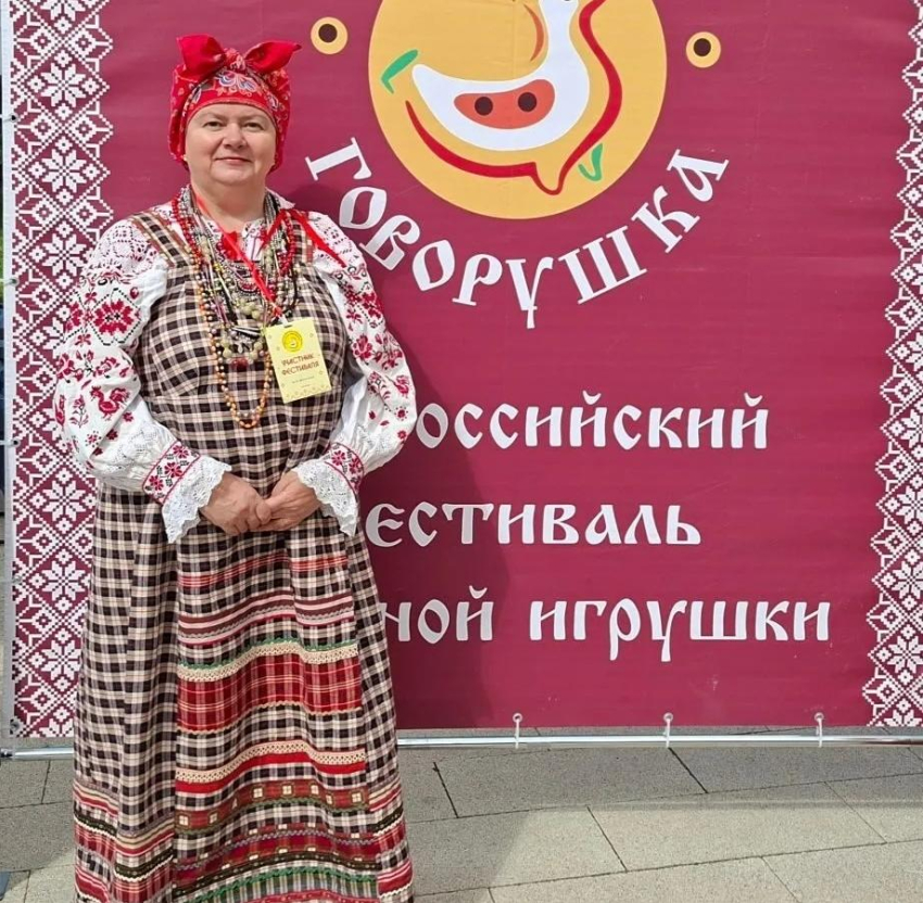 Панинская мастерица стала лауреатом межрайонного фестиваля «Игрушка-говорушка»