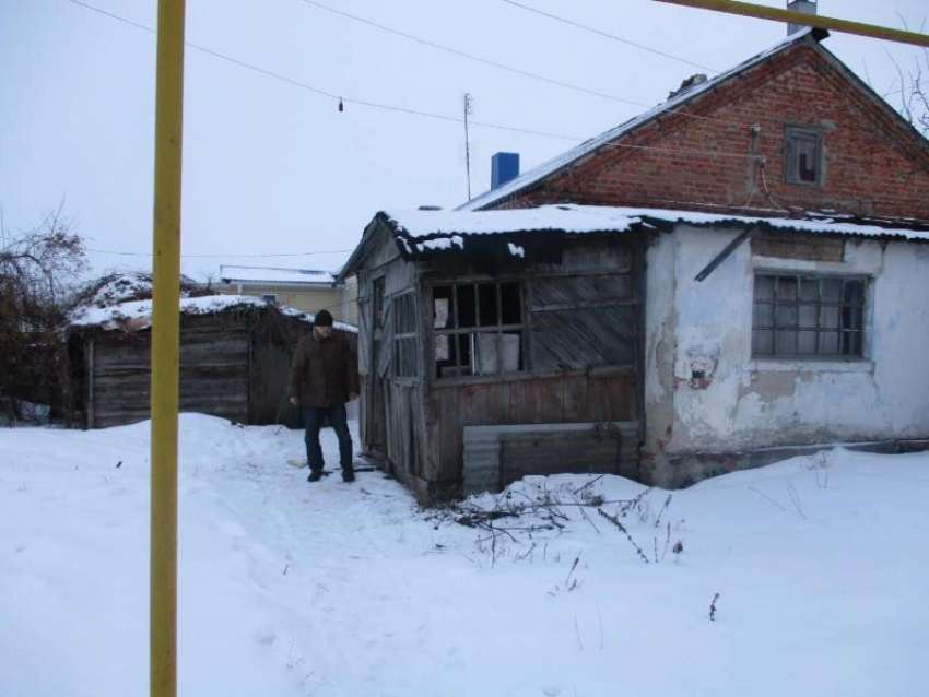 Труп брата обнаружил мужчина в поселке Панинского района