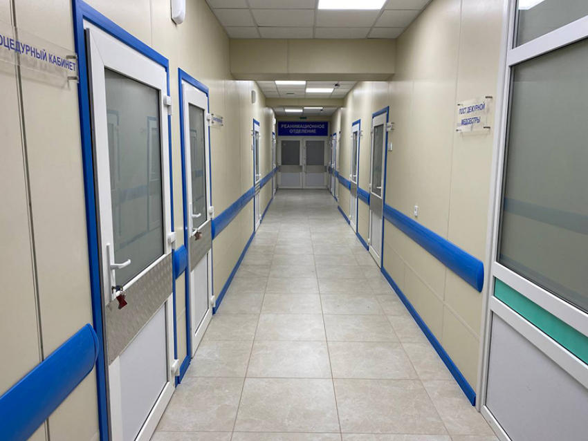  В п.г.т. Анна завершен капремонт районной больницы 