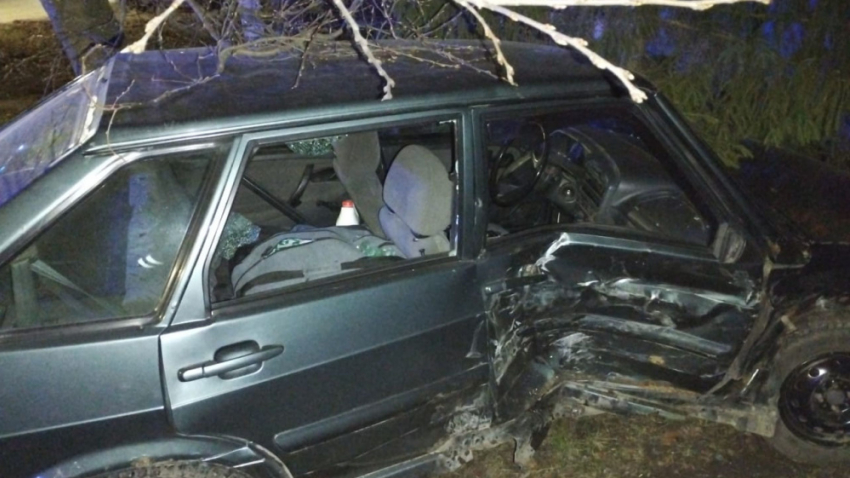 В ДТП в Бобровском районе пострадали два человека