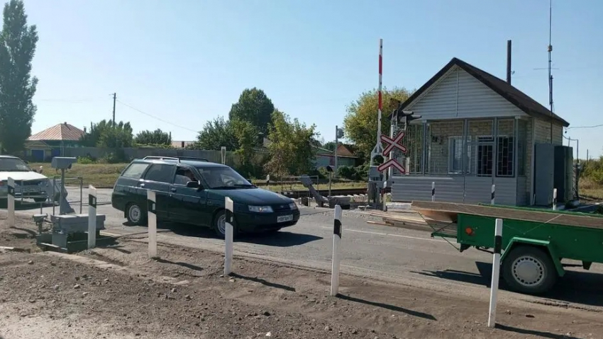 В Таловой частично закроют ж/д переезд