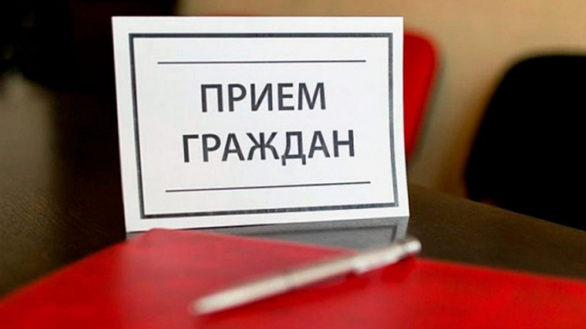 Прокурор области Николай Саврун провел прием граждан в Аннинском районе