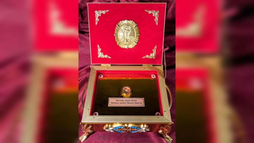 В Воронежскую область накануне Рождества прибудет частица Древа Яслей Богомладенца Христа